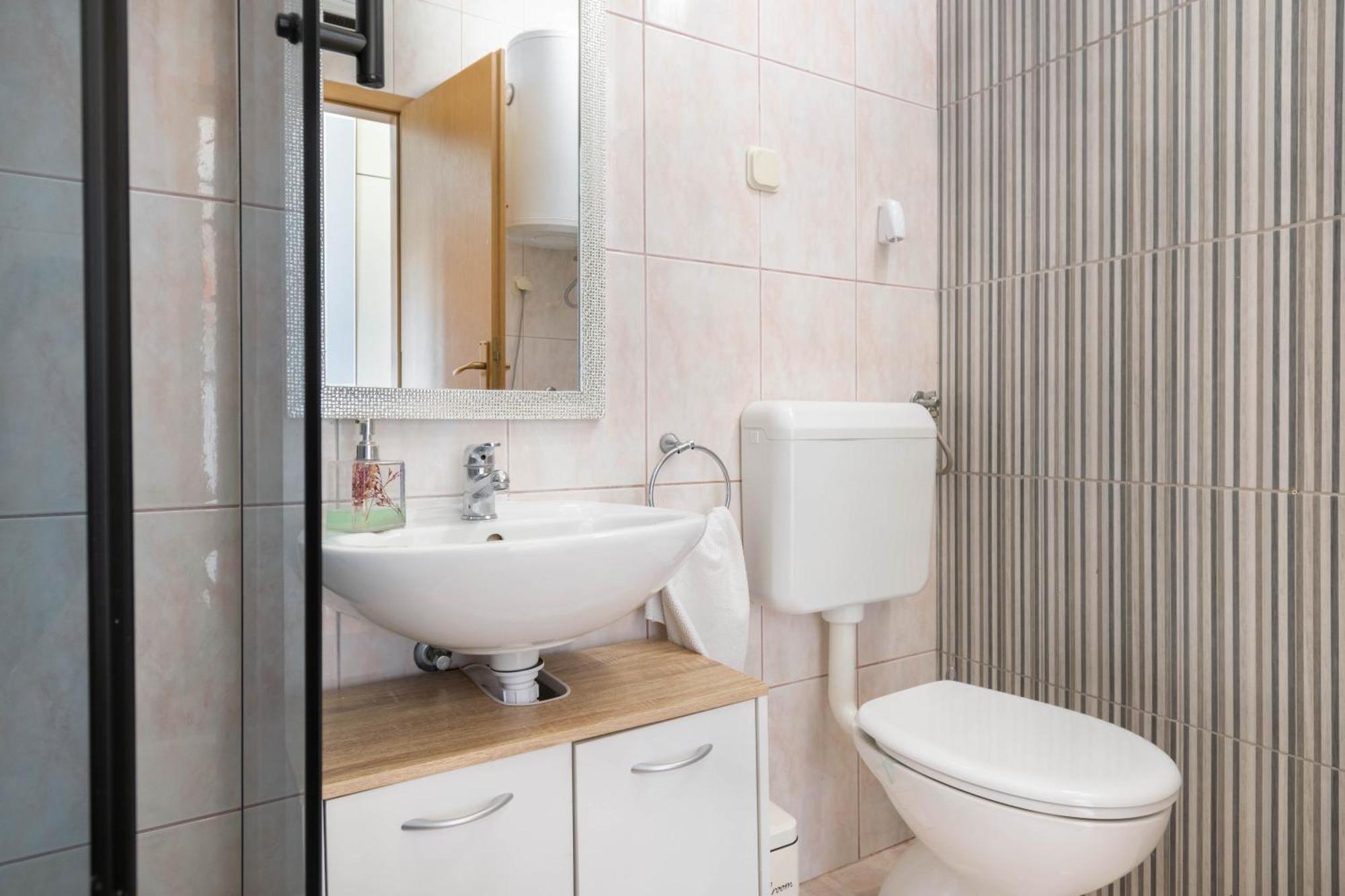Apartment 30 M From Beach,Makarska,Marija מראה חיצוני תמונה
