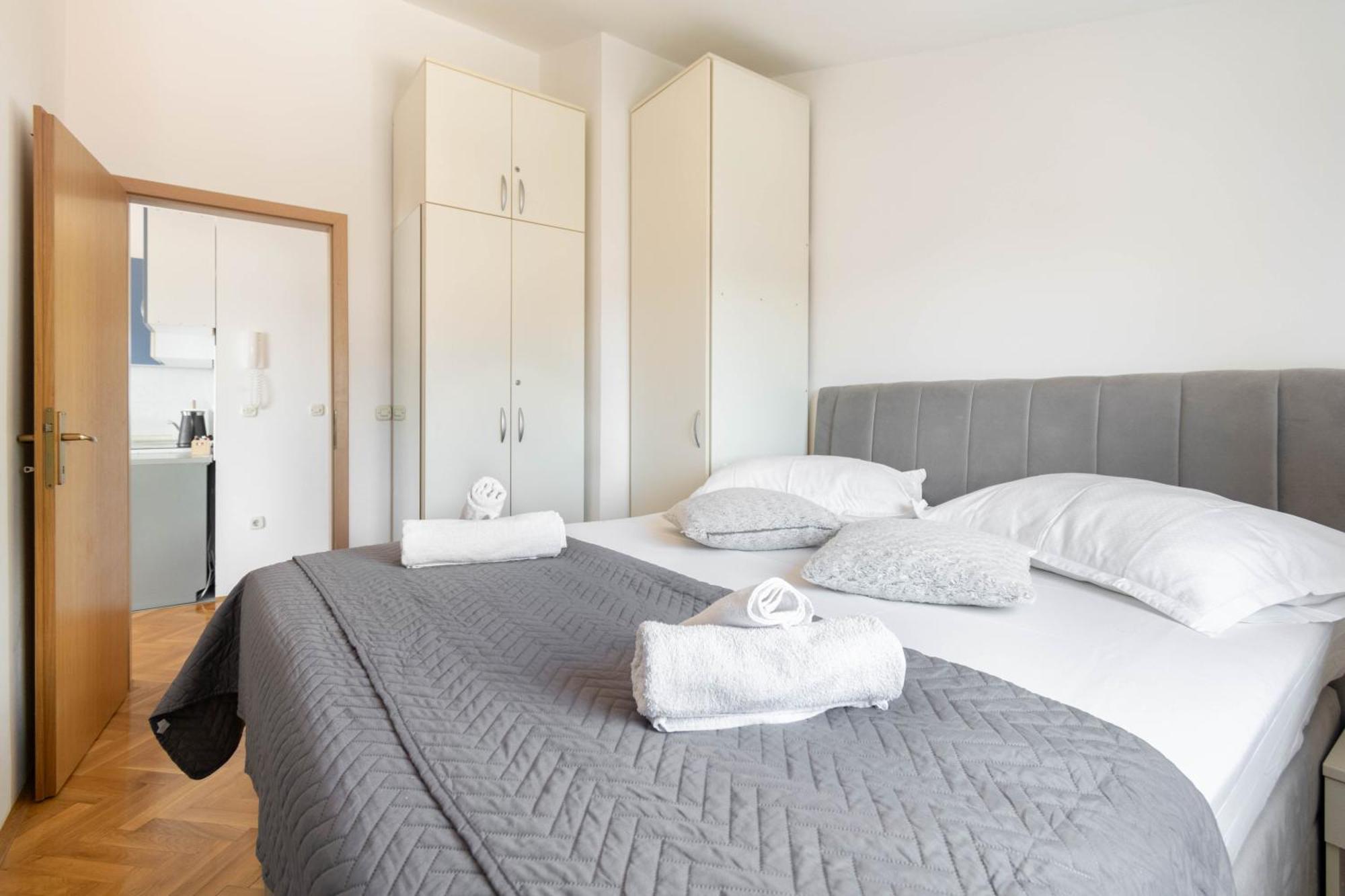 Apartment 30 M From Beach,Makarska,Marija מראה חיצוני תמונה
